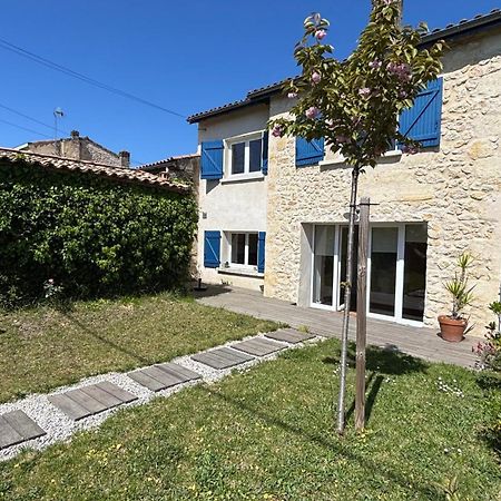 Maison De Charme Avec Jardin Et Terrasse Camblanes-et-Meynac Luaran gambar